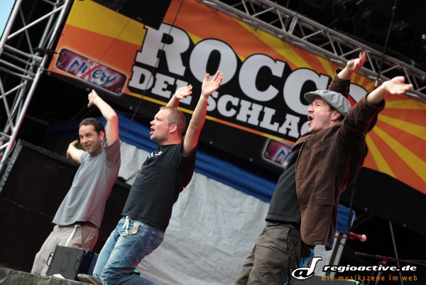 Monsters of Liedermaching (live auf dem Rocco Del Schlacko Festival-Samstag 2011)